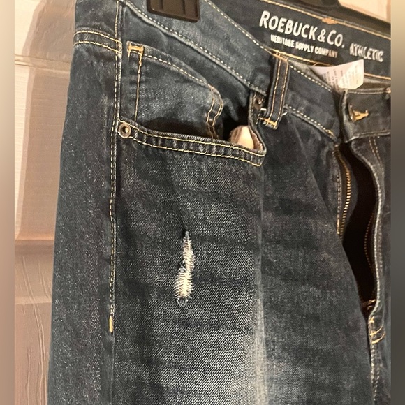 Roebuck And Co. Heritage Supply Company NWOT Athletic Dark 32X32 Stressed Jeans - Picture 3 of 10